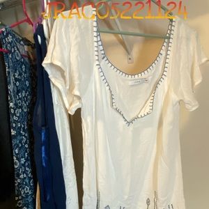 Lush midi cream with blue stitchs